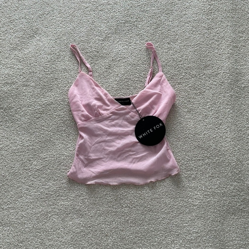 NWT White Fox Hidden Feelings Top size XS in Baby Pink
